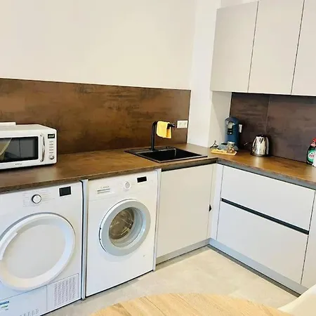 Apartment 2 Bedrooms Flat In Center W Free Parking &terrace