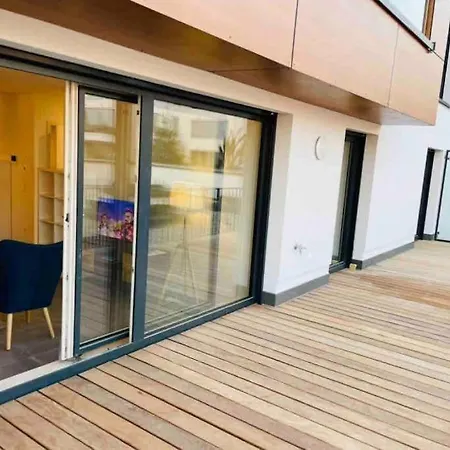 Apartment 2 Bedrooms Flat In Center W Free Parking &terrace *